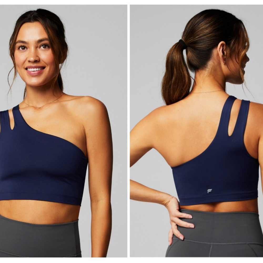 ASYMMETRICAL Sports Bra By Fabletics